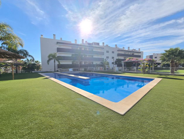 Apartment / Flat * - Herverkoop - Orihuela Costa * - Villamartín *