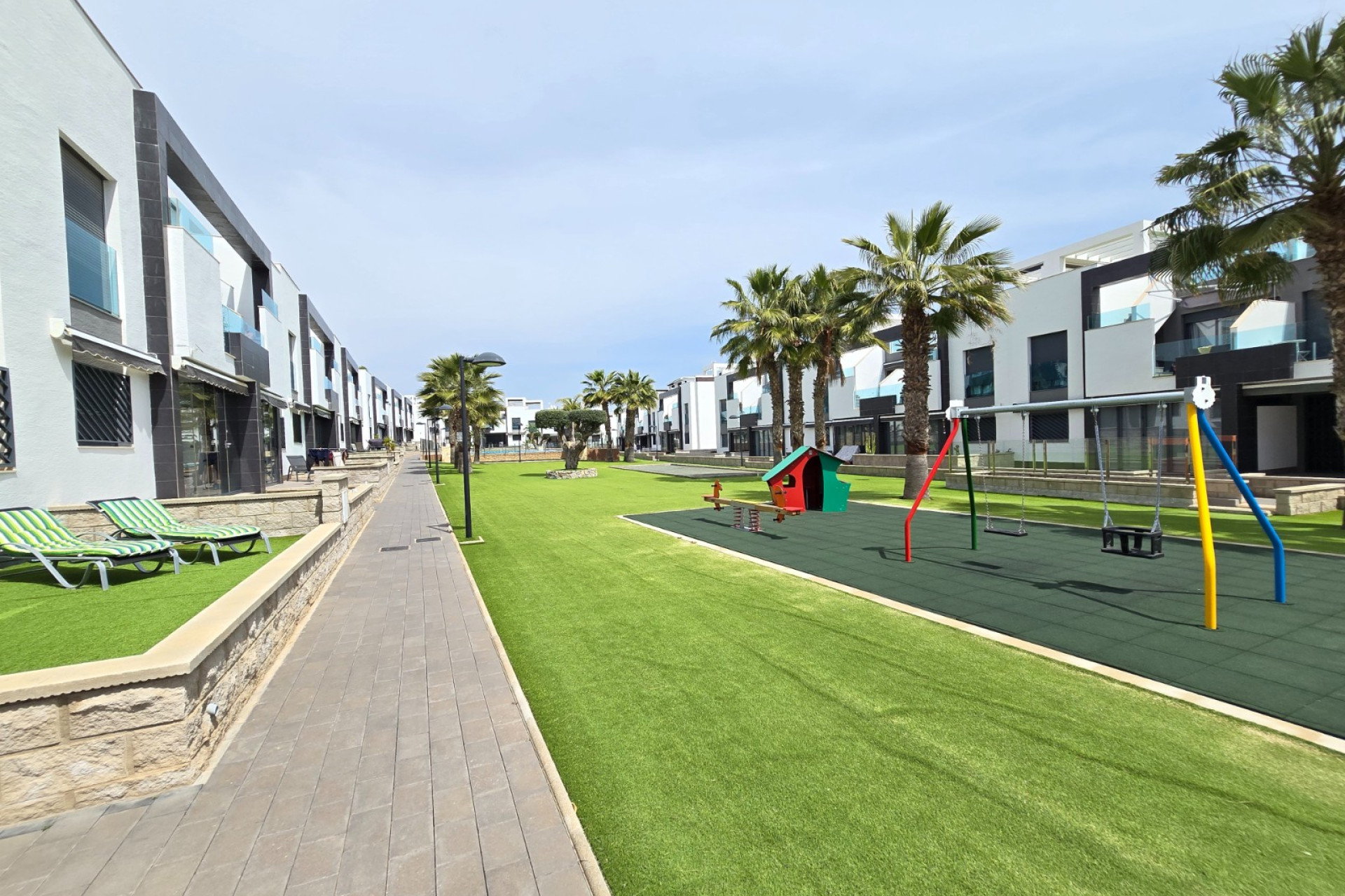 Herverkoop - Apartment / Flat * - Orihuela Costa * - Punta Prima *