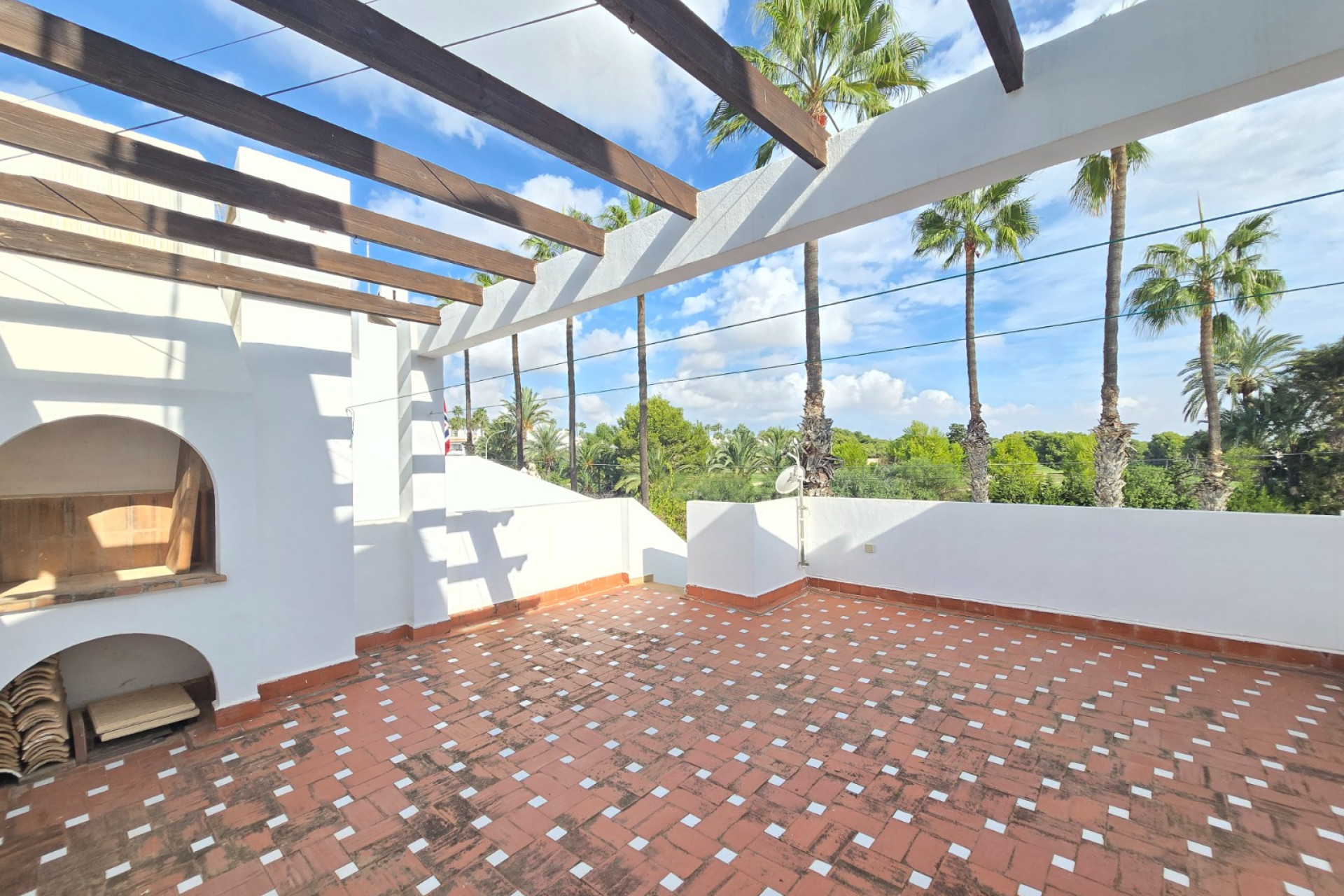Herverkoop - Townhouse * - Villamartin * - Los Dolses *