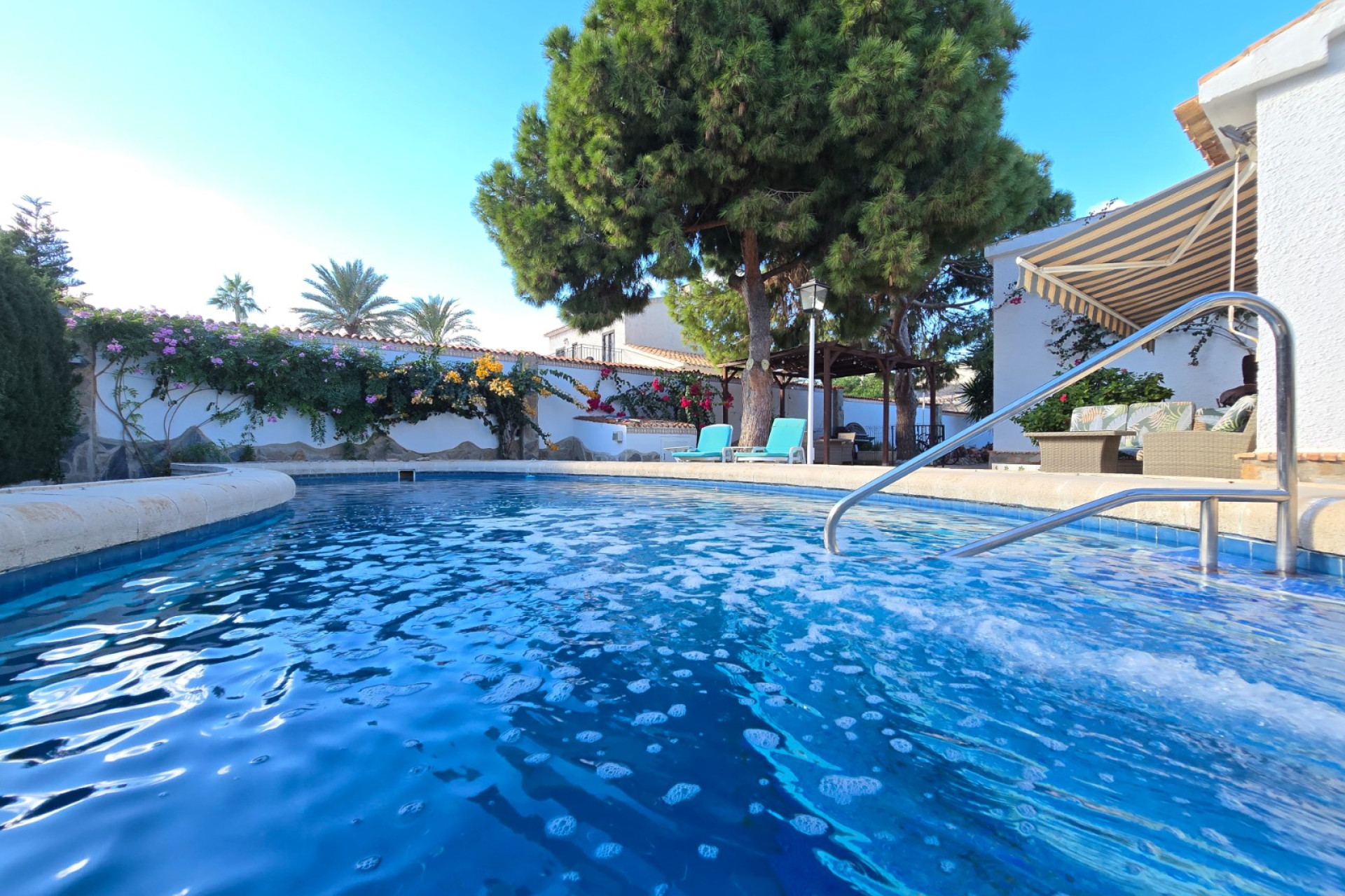 Herverkoop - Villa * - Orihuela Costa * - Cabo Roig *