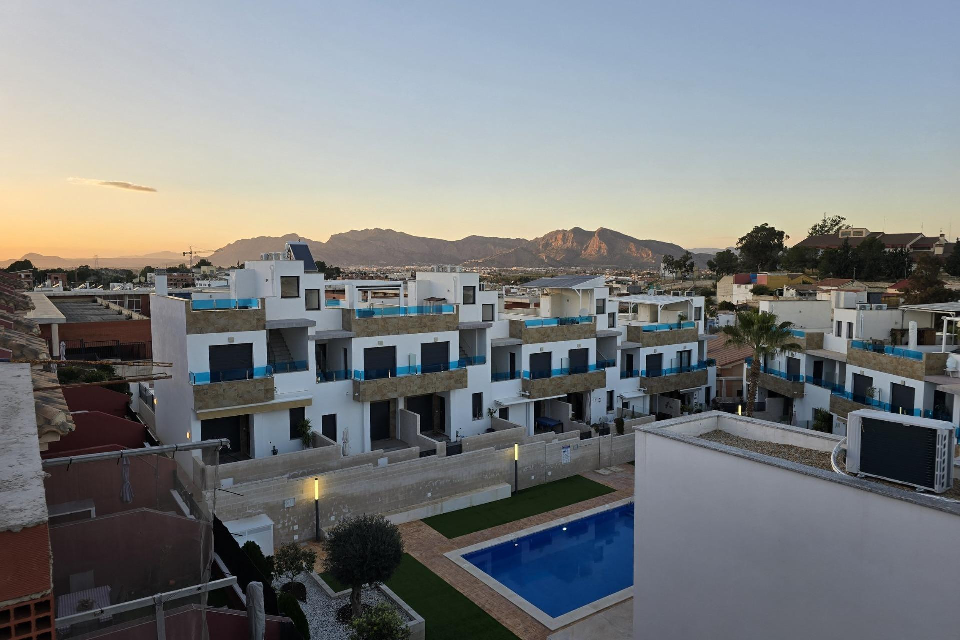 Nieuwbouw Woningen - Town House - Bigastro - pueblo