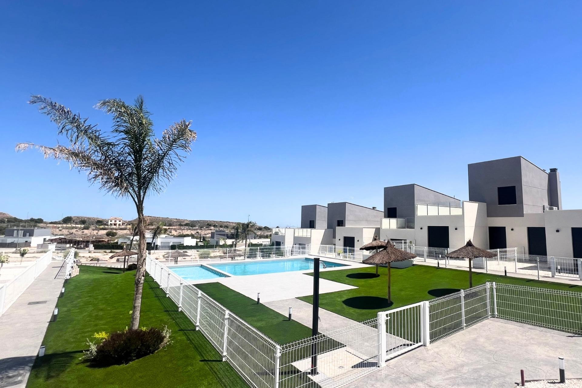 Nouvelle construction - Town House - BAOS Y MENDIGO - Altaona Golf And Country Village