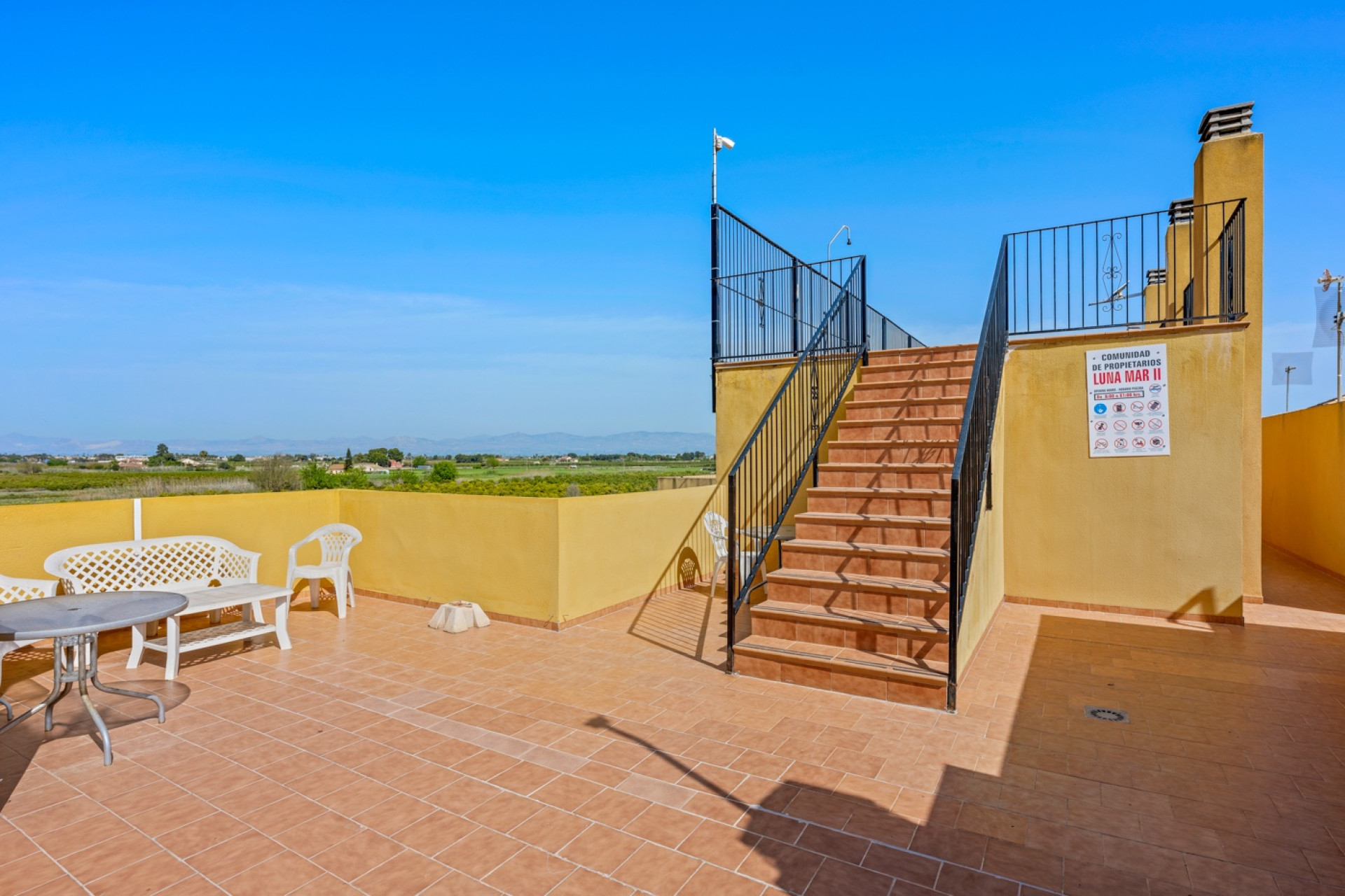 Resale - 1. Apartment / flat - Daya Nueva - Costa Blanca South