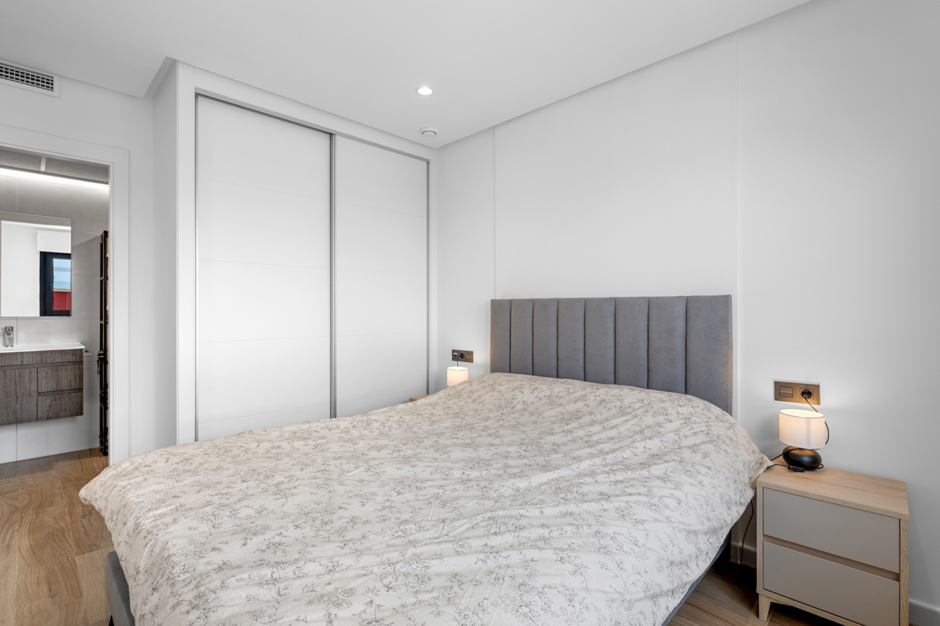 Resale - 1. Apartment / flat - Orihuela - Costa Blanca South