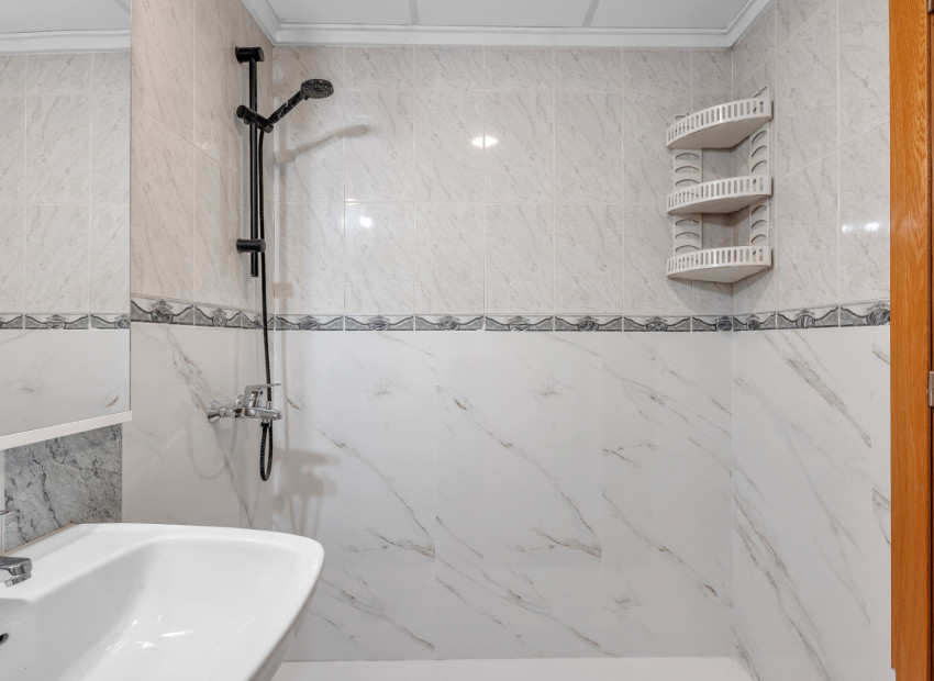Resale - Apartment - Benijofar