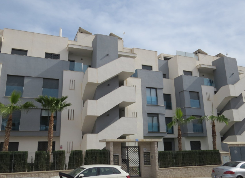 Resale - Apartment / flat - Guardamar del Segura - El Raso