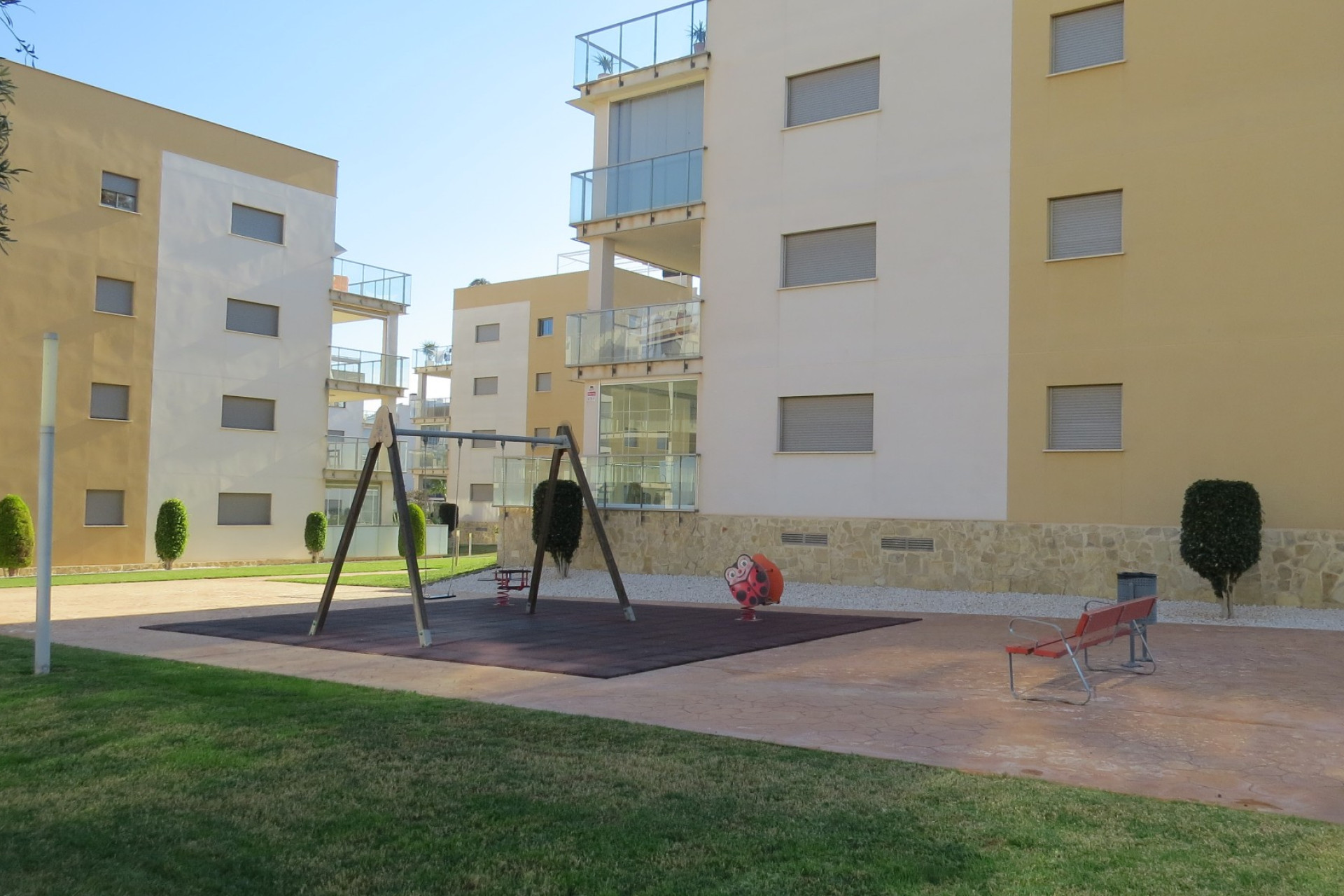 Resale - Apartment / flat - Orihuela Costa - Villamartín