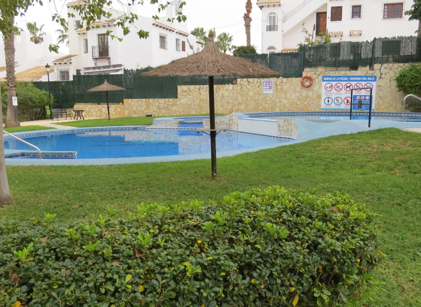 Resale - Apartment / flat - Orihuela Costa - Villamartín