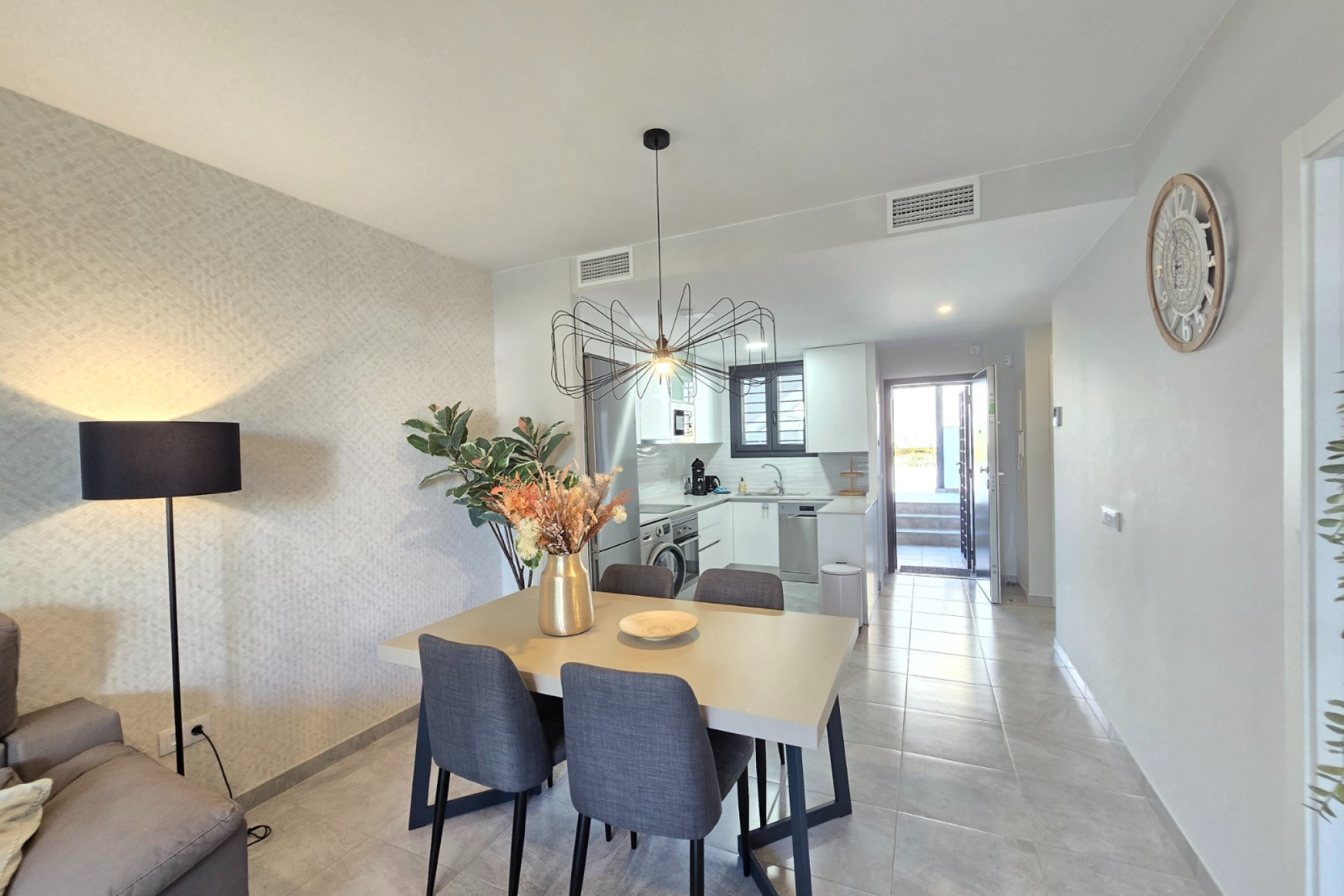 Resale - Apartment / Flat * - Orihuela Costa * - Villamartín *
