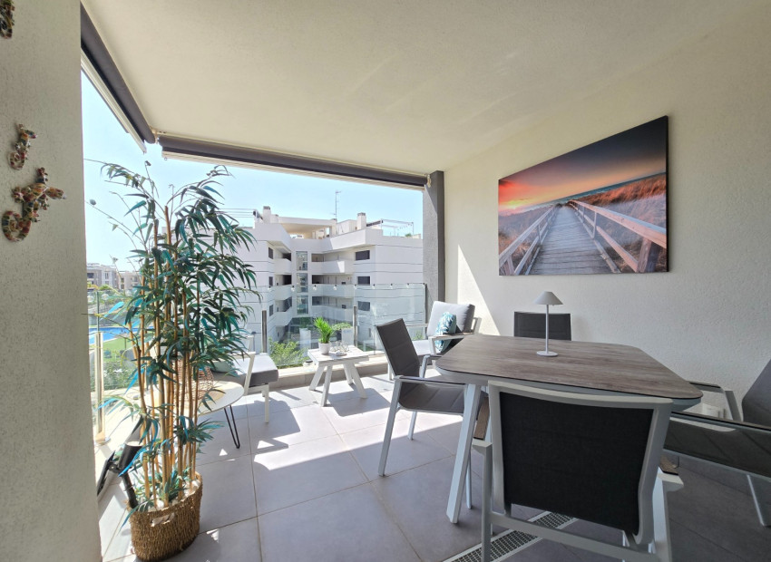 Resale - Apartment / Flat * - Orihuela Costa * - Villamartín *