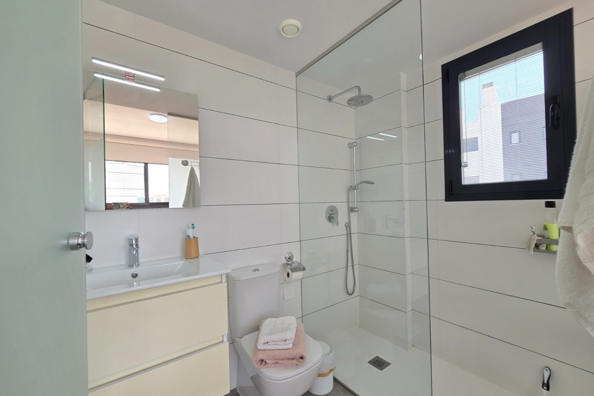 Resale - Apartment / Flat * - Orihuela Costa * - Villamartín *