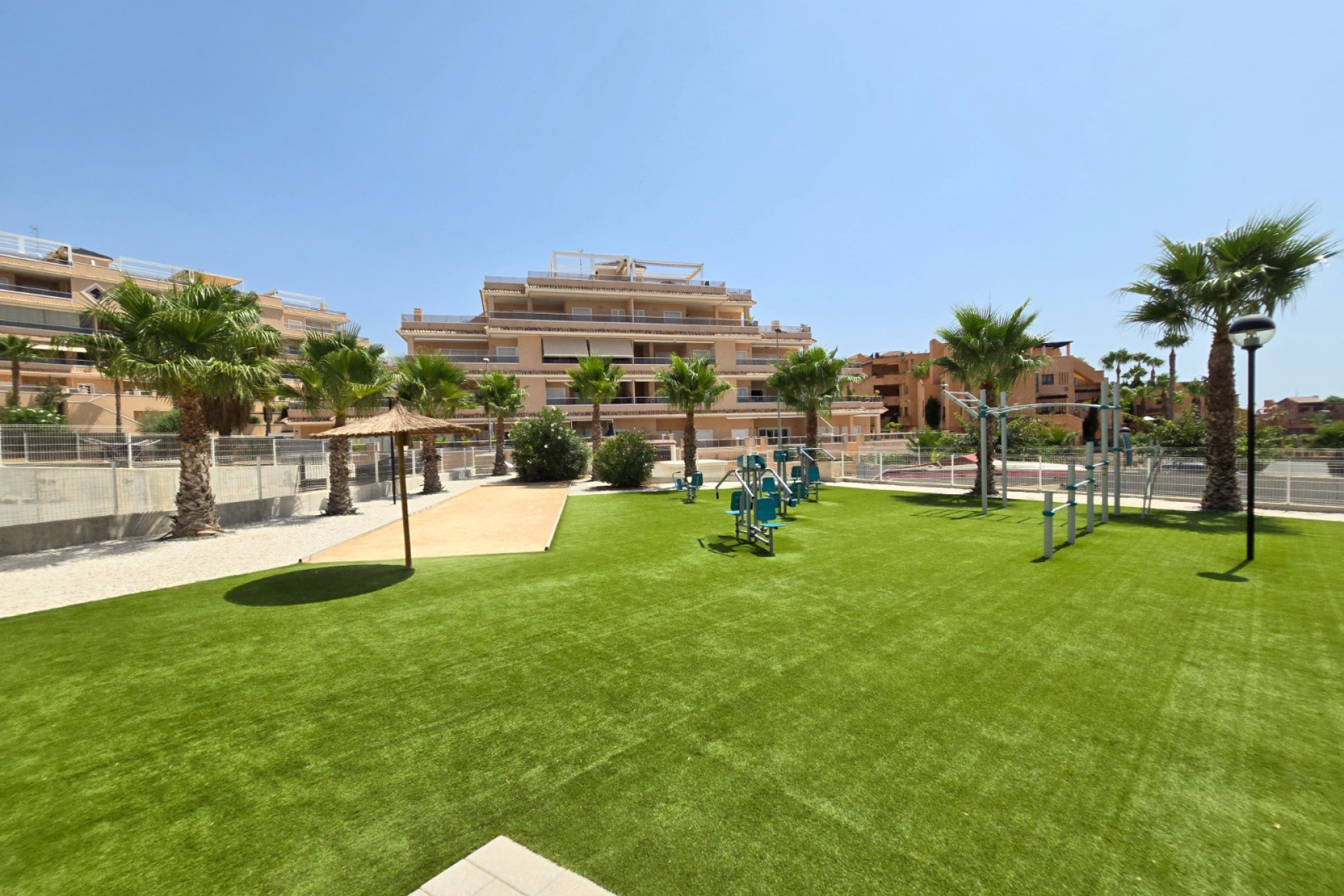 Resale - Apartment / Flat * - Orihuela Costa * - Villamartín *