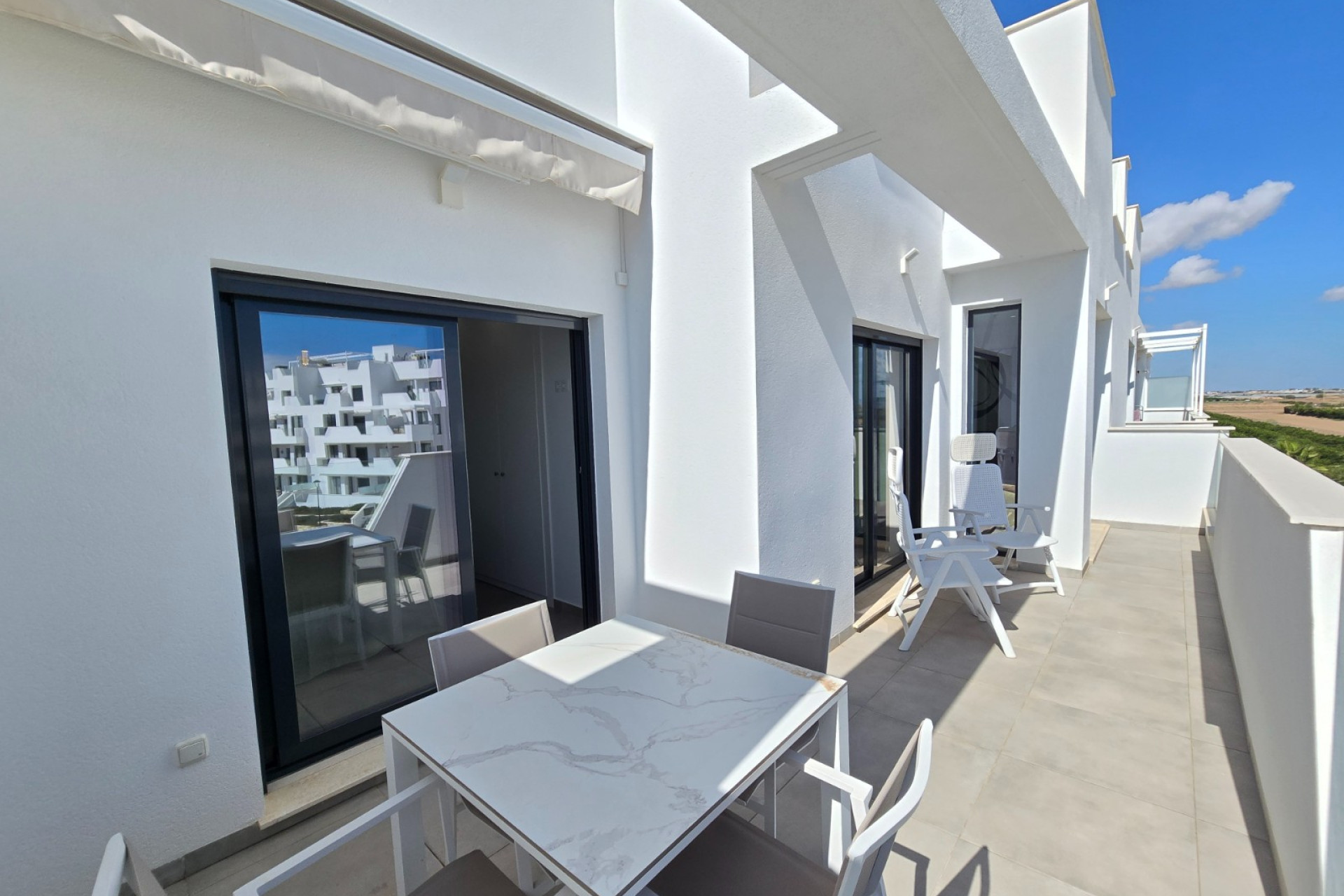 Resale - Apartment / Flat * - Santa Rosalia *