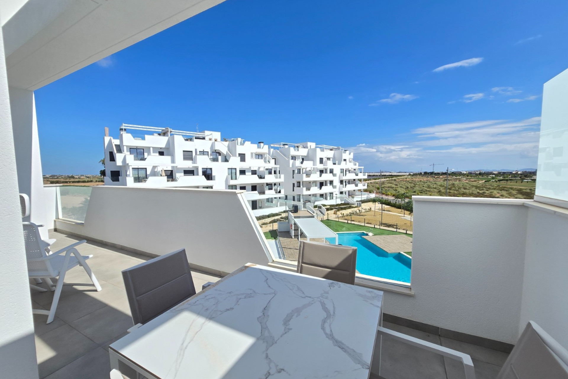 Resale - Apartment / Flat * - Santa Rosalia *