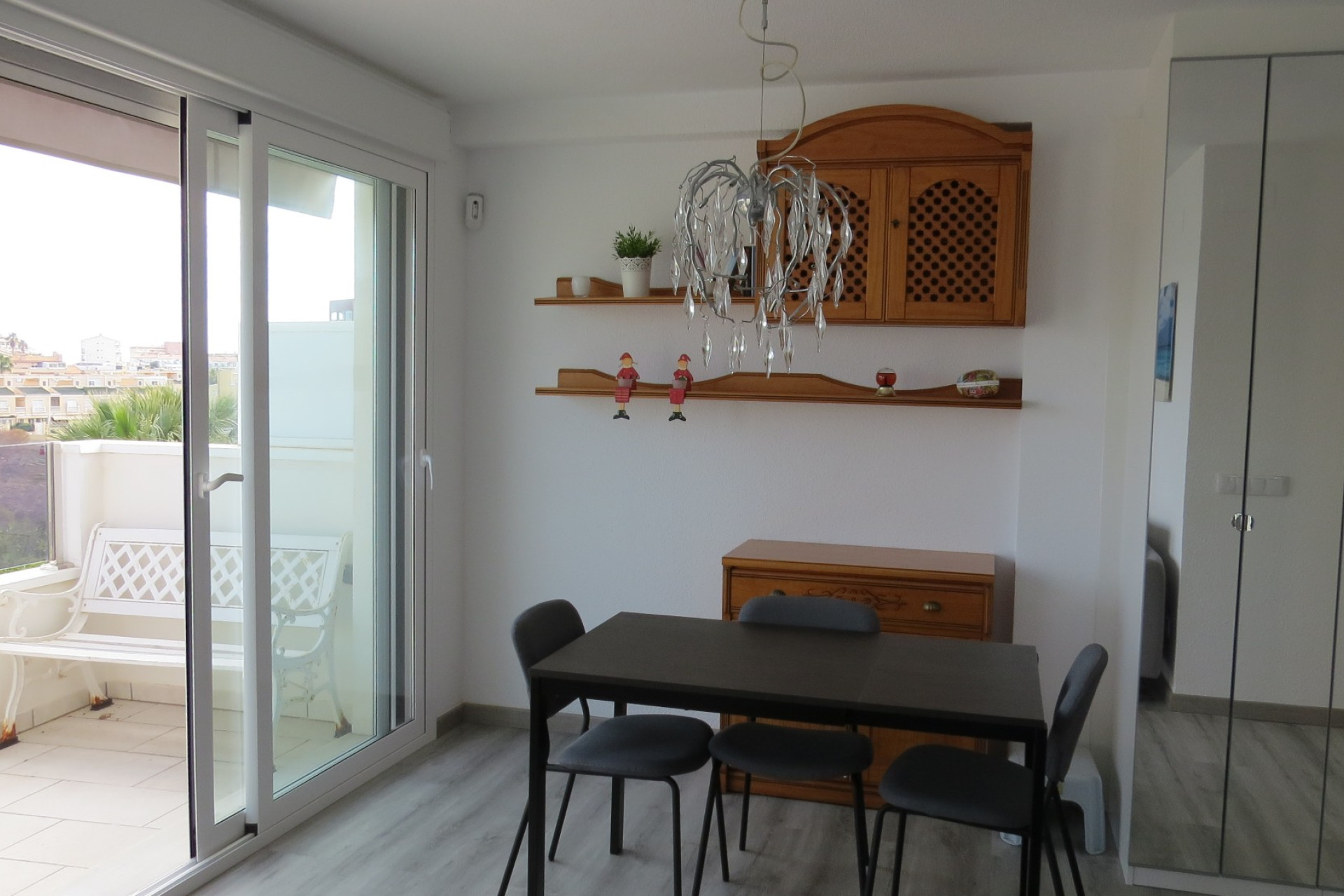 Resale - Apartment / flat - Torrevieja - Center