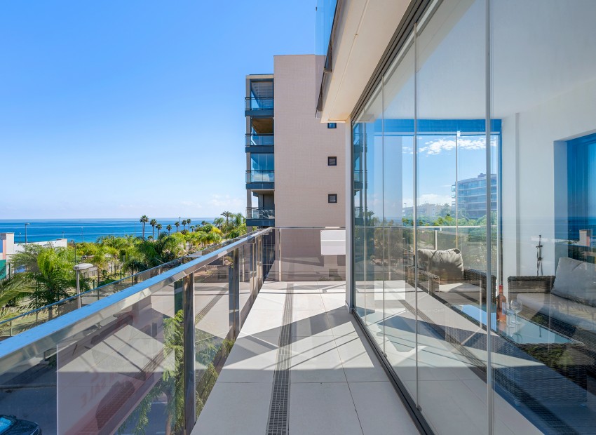 Resale - Apartment - Mil Palmeras