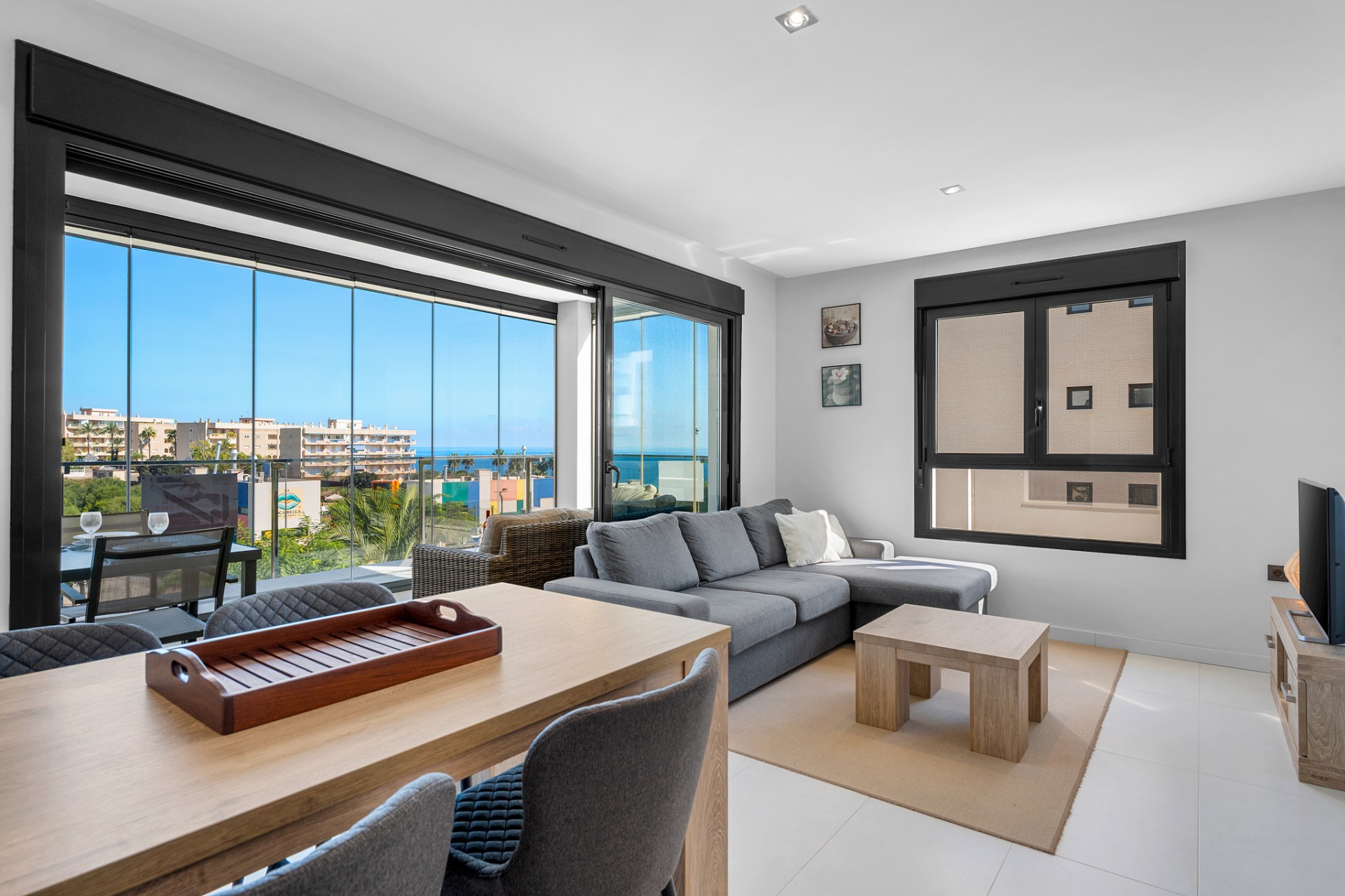 Resale - Apartment - Mil Palmeras