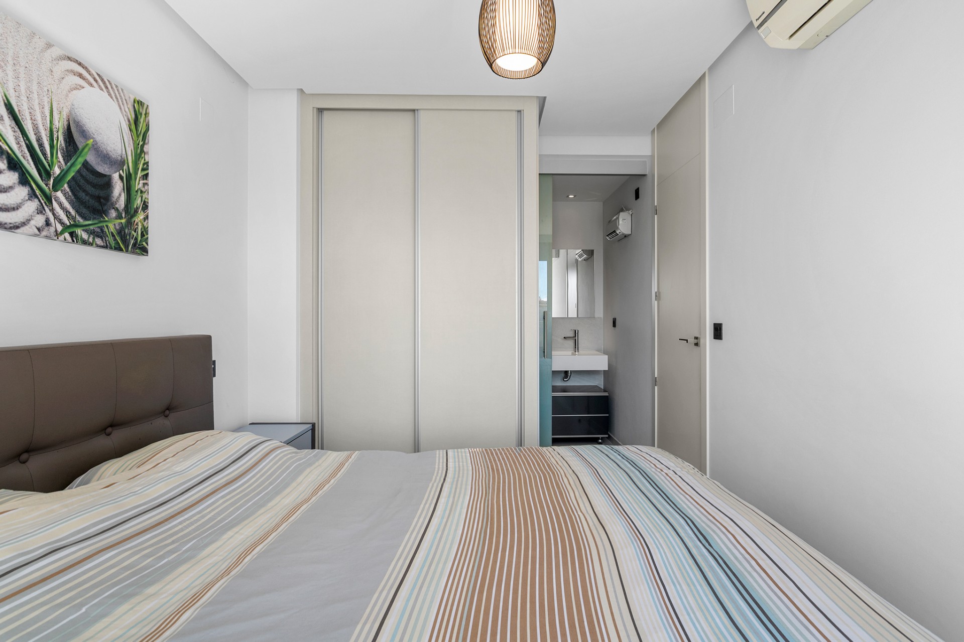 Resale - Apartment - Mil Palmeras