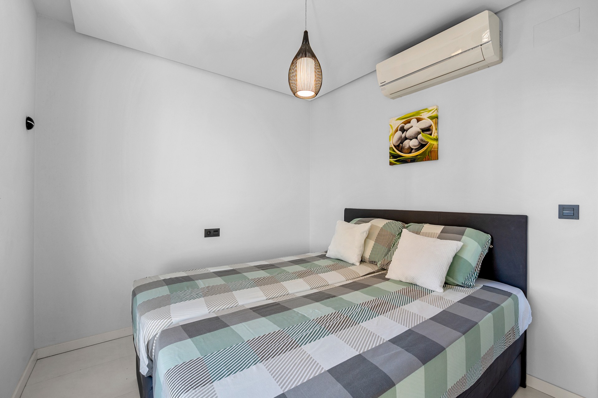 Resale - Apartment - Mil Palmeras