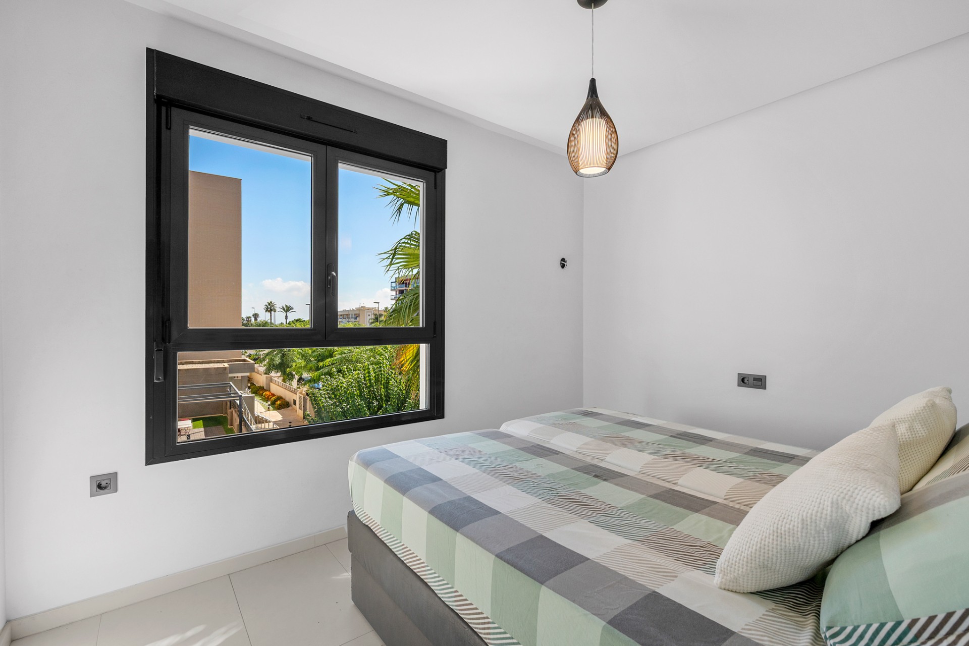 Resale - Apartment - Mil Palmeras