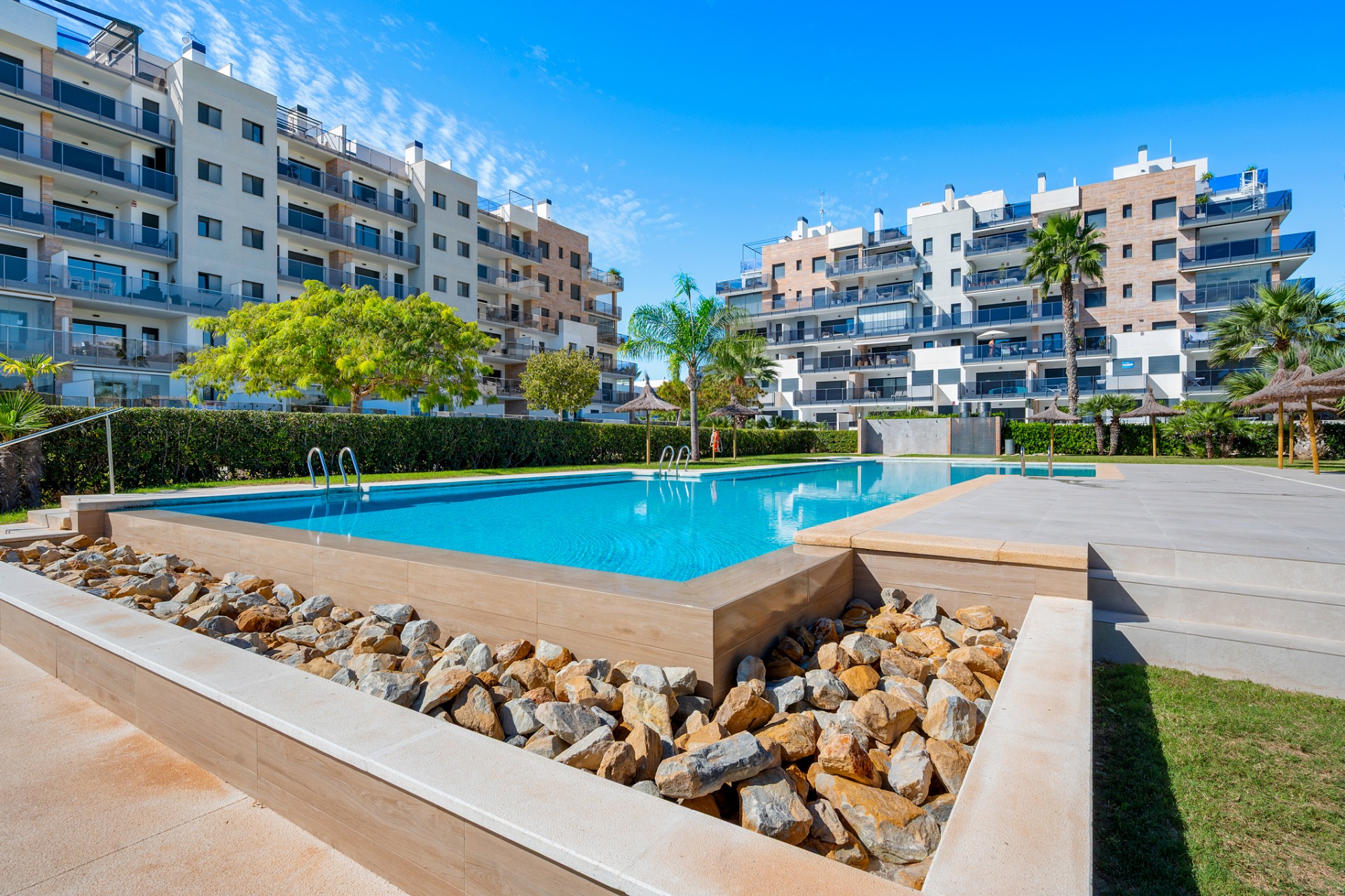 Resale - Apartment - Mil Palmeras