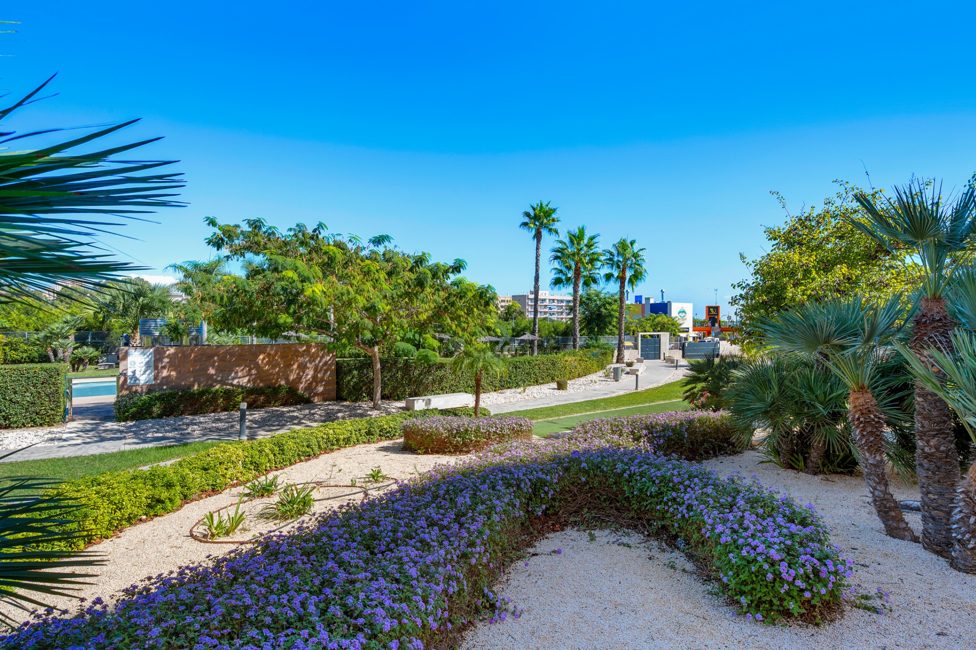 Resale - Apartment - Mil Palmeras
