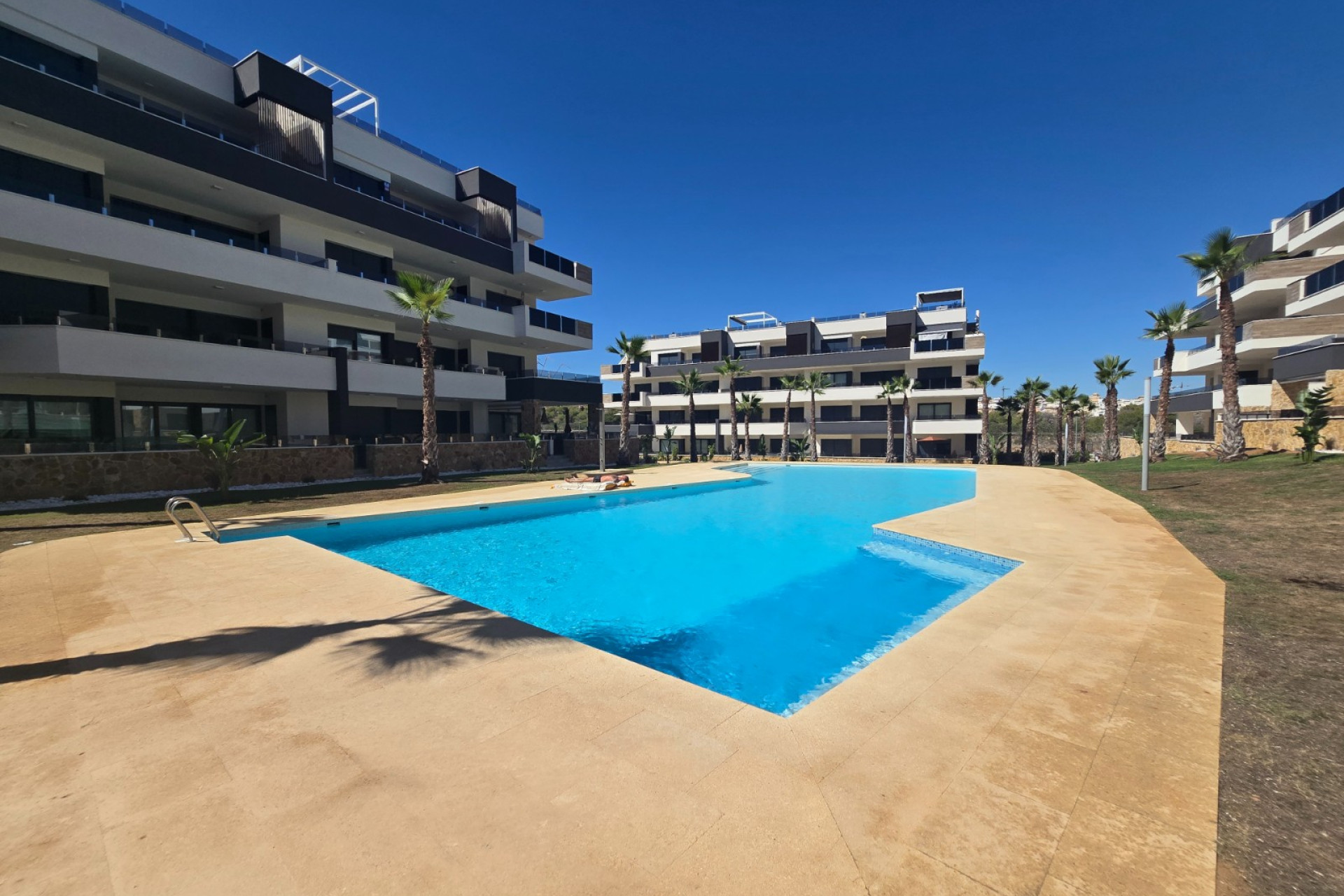 Revente - Apartment / Flat * - Orihuela Costa * - Los Altos *