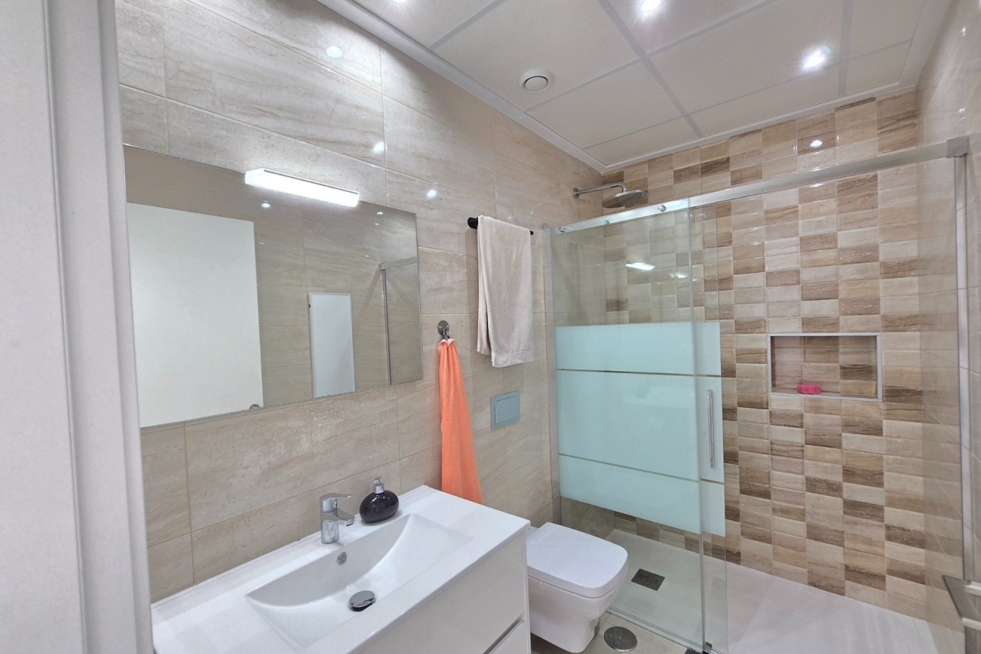 Revente - Townhouse * - Ciudad Quesada * - Doña Pepa *