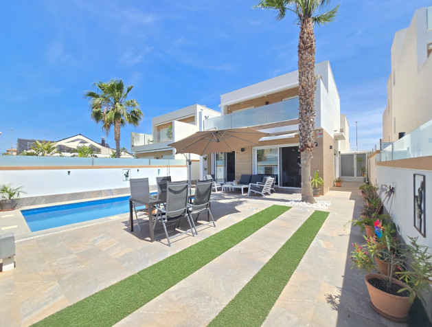 Villa * - Herverkoop - Pilar de la Horadada * - Pilar de la Horadada *