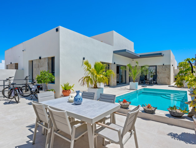 Villa - Resale - Daya Nueva - Daya Nueva
