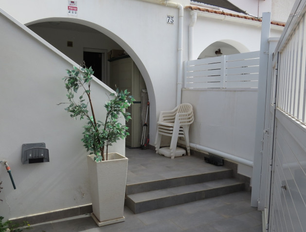 Resale - Apartment / flat - Torrevieja - Center