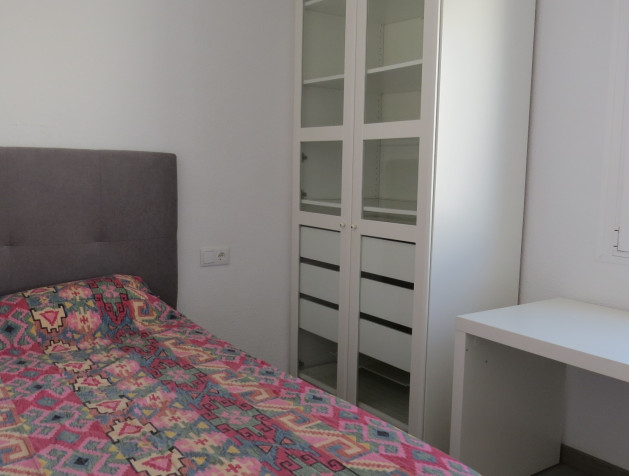 Resale - Apartment / flat - Torrevieja - Center