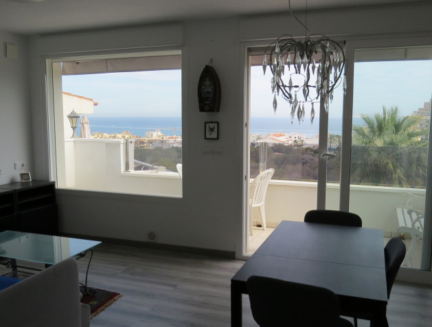 Resale - Apartment / flat - Torrevieja - Center