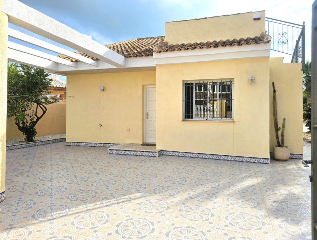 Resale - Villa - Los Urrutias - Estrella De Mar