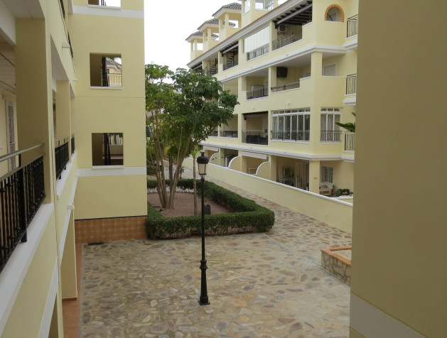 Resale - Apartment / flat - Orihuela Costa - Villamartín