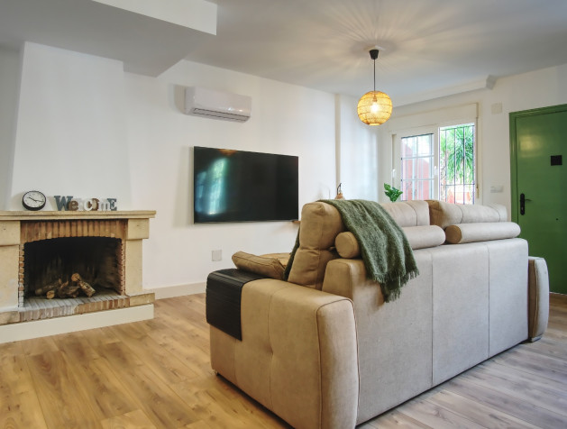 Herverkoop - 3. Semi - Detached Villa - Orihuela Costa