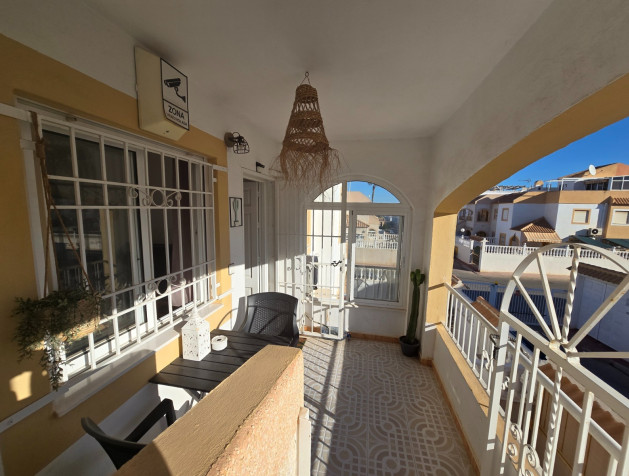 Herverkoop - Apartment - Top Floor Apartment - Torrevieja - El limonar