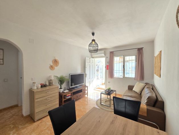 Herverkoop - Apartment - Top Floor Apartment - Torrevieja - El limonar