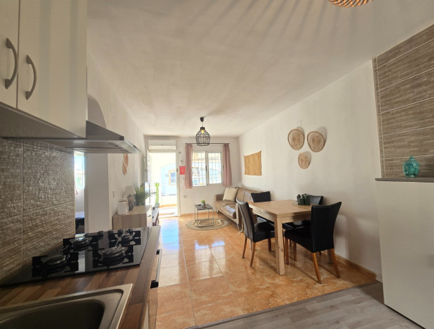 Herverkoop - Apartment - Top Floor Apartment - Torrevieja - El limonar