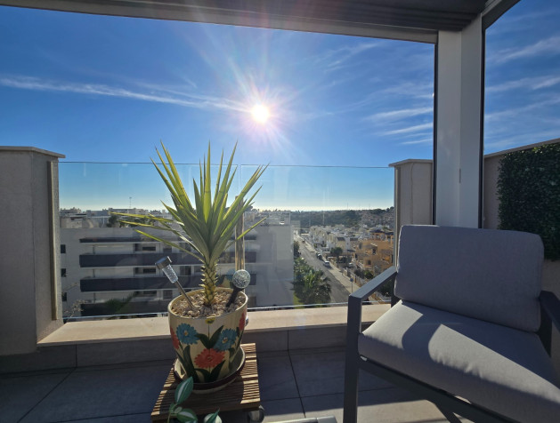 Herverkoop - Apartment / Flat * - Orihuela Costa - Villamartín *