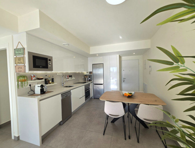 Herverkoop - Apartment / Flat * - Orihuela Costa - Villamartín *