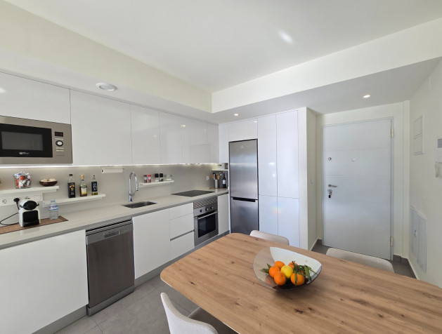 Herverkoop - Apartment / Flat * - Orihuela Costa - Villamartín *