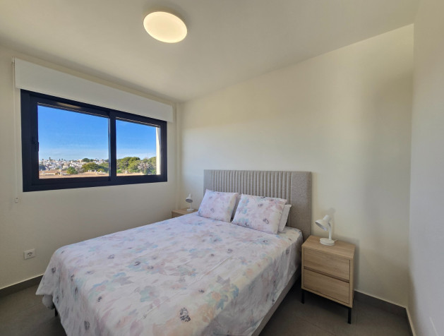 Herverkoop - Apartment / Flat * - Orihuela Costa - Villamartín *