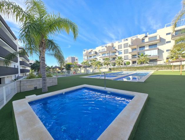 Herverkoop - Apartment / Flat * - Orihuela Costa - Villamartín *