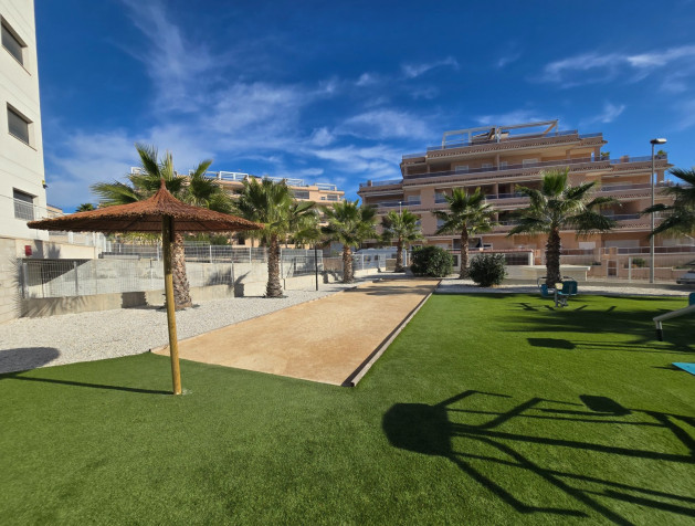 Herverkoop - Apartment / Flat * - Orihuela Costa - Villamartín *