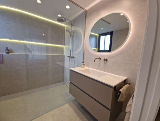 Resale - Villa - Monforte del Cid - Font del Llop