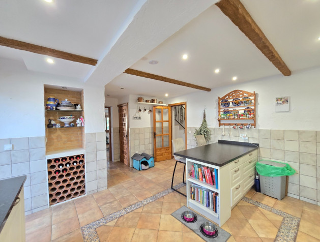 Resale - Villa * - Orihuela Costa * - Cabo Roig *