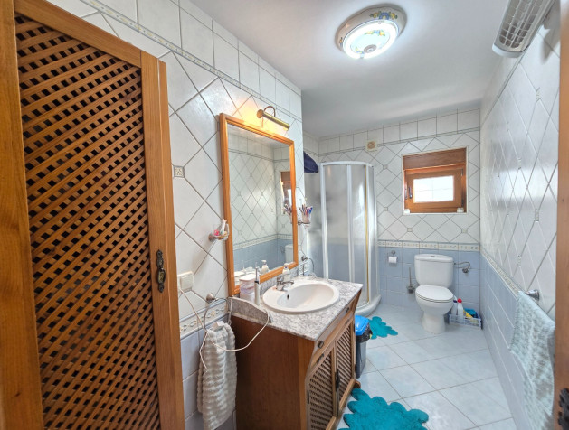 Resale - Villa * - Orihuela Costa * - Cabo Roig *