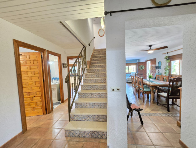 Resale - Villa * - Orihuela Costa * - Cabo Roig *