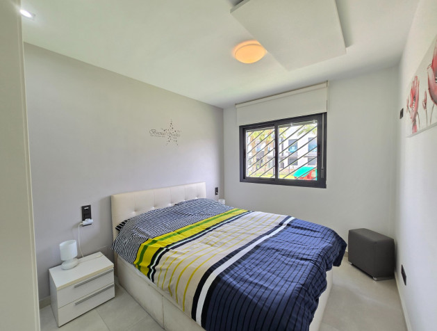 Revente - Apartment / Flat * - Orihuela Costa * - Punta Prima *